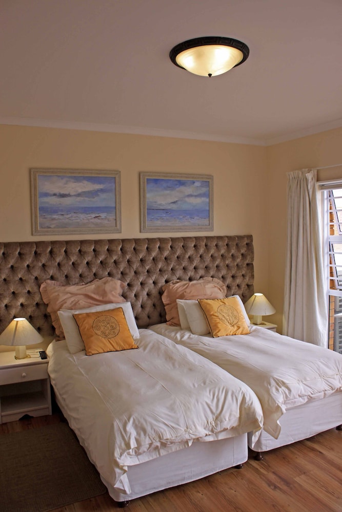 Blougans B&B Gansbaai 8/22