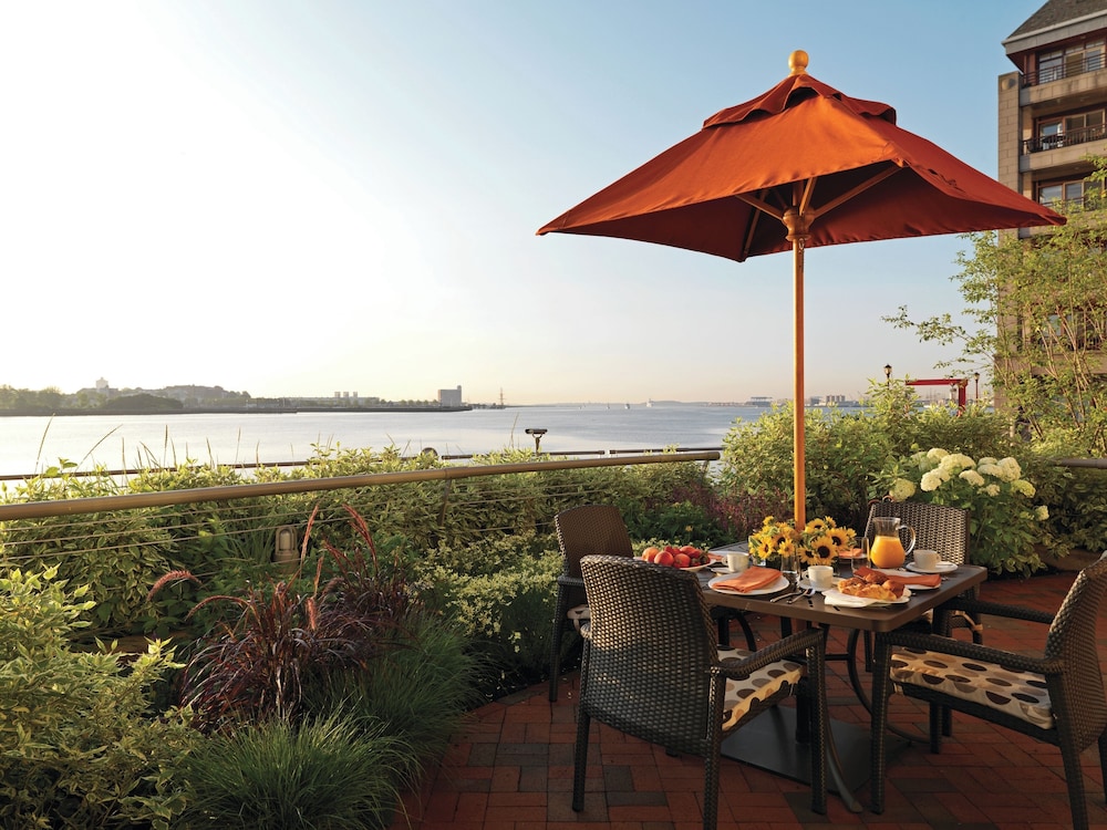 Battery Wharf Hotel Boston Waterfront 43/68