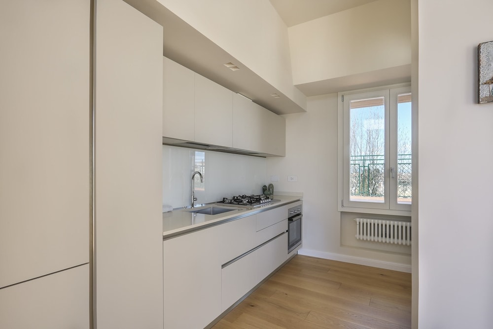 Penthouse With big Terrace in Oltrarno-hosted by Sweetstay 9/25