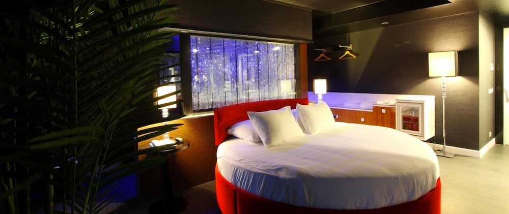 No 19 Boutique Hotel 26/69