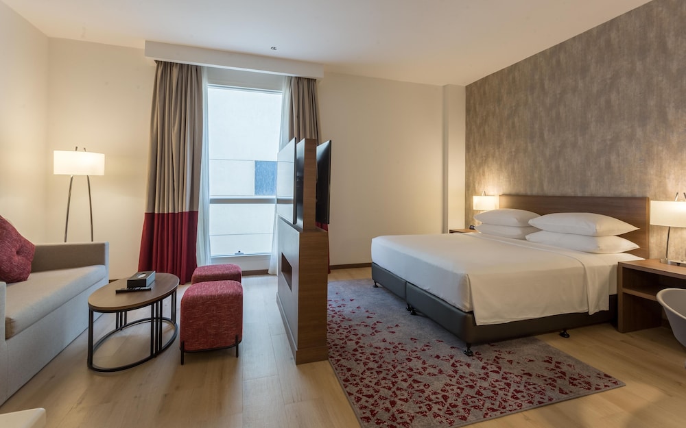 Efficiency, Studio, Suite, King Bed, Sofa