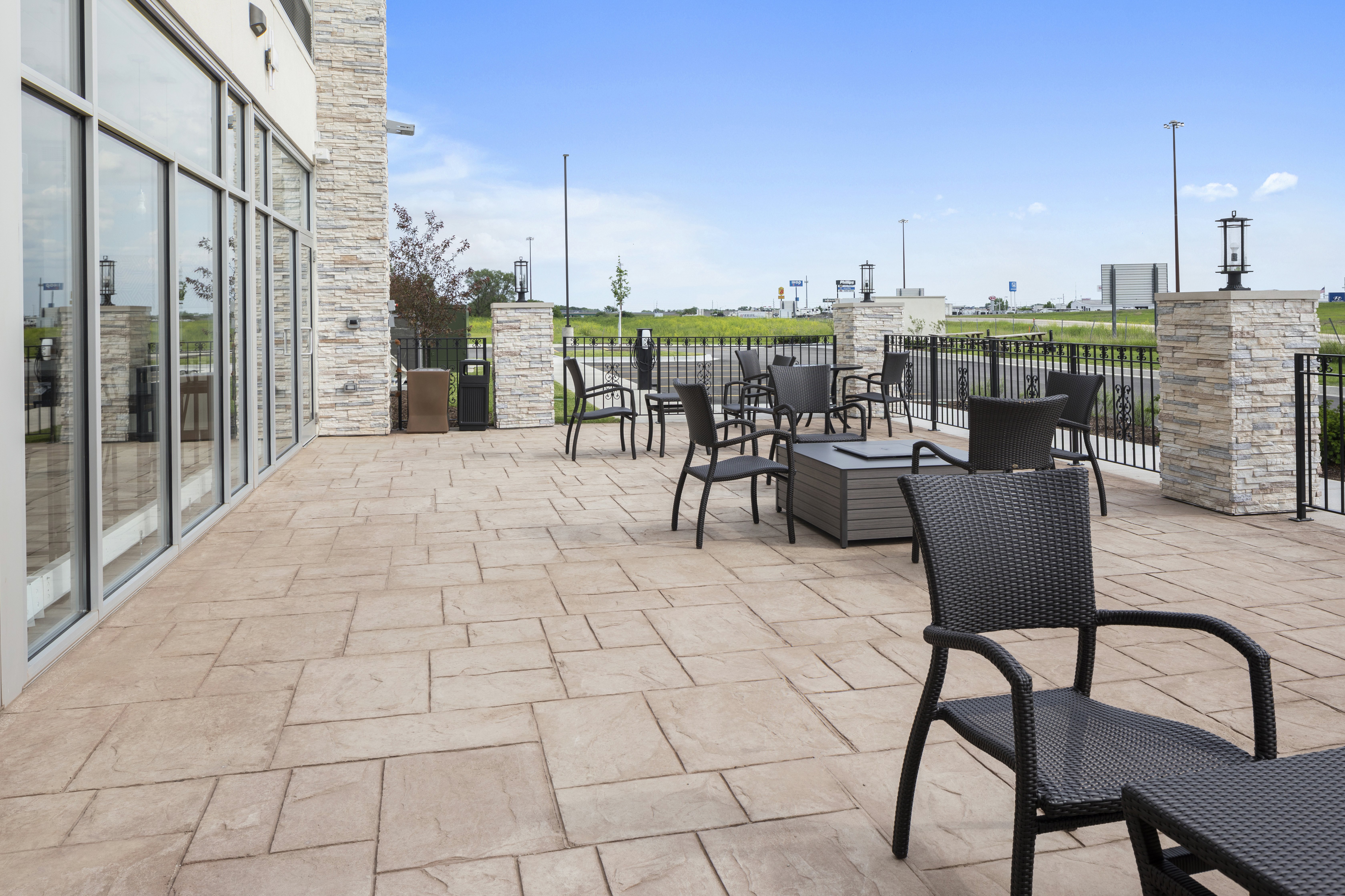 Holiday Inn Express Suites Bourbonnais East Bradley 50/67