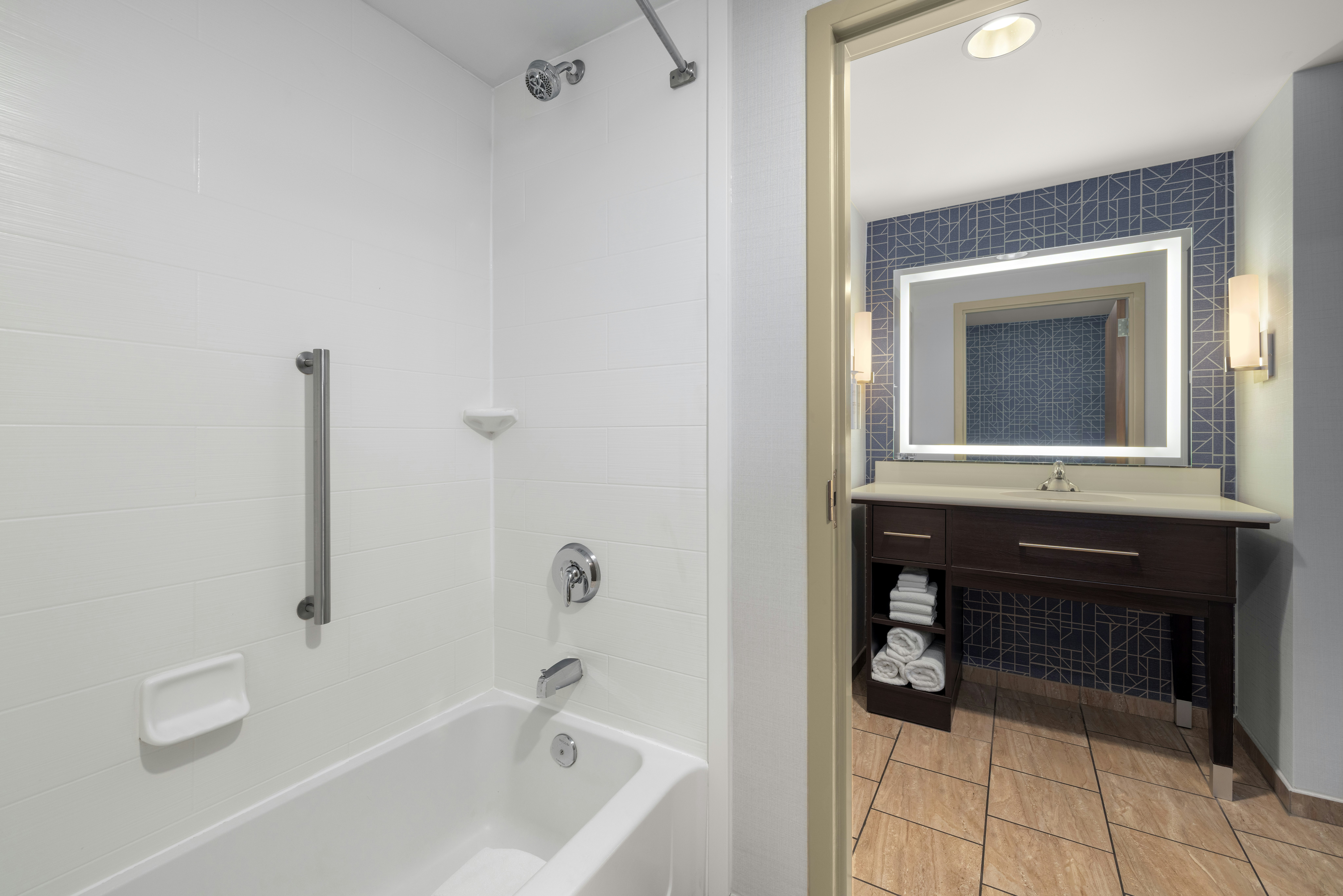 جناح بسريرين كوين بغرفة نوم واحدة، HOMEWOOD SUITES BY HILTON WEST DES MOINES/SW MALL AREA 6/7