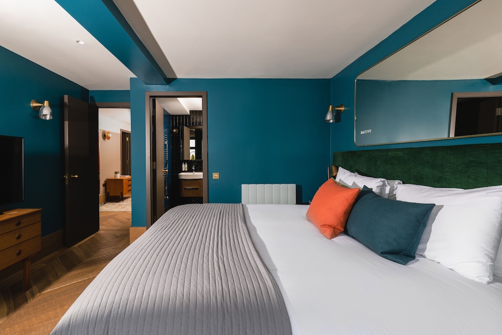 2 BEDROOMS, PENTHOUSE, APARTMENT