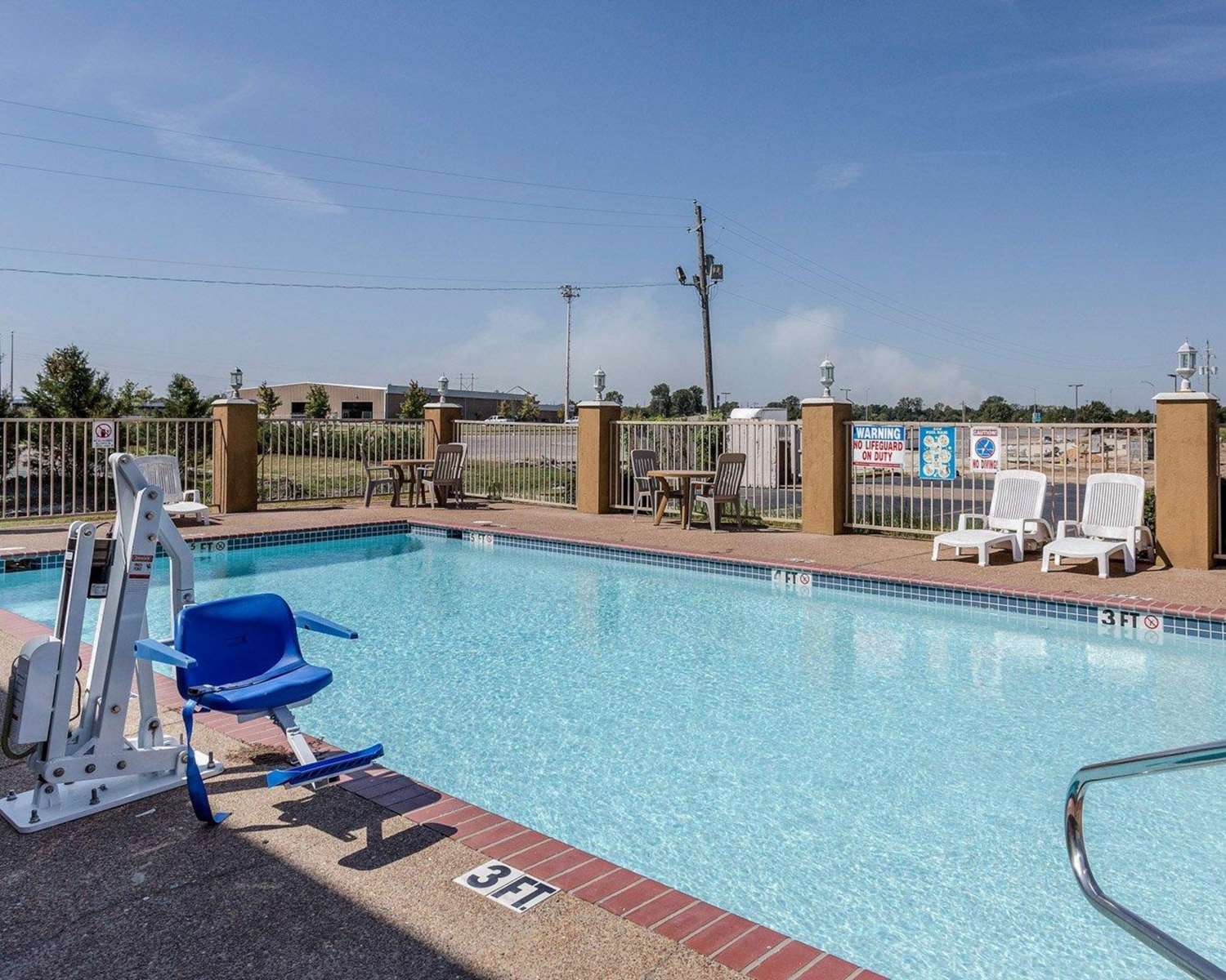 Quality Inn West Memphis 14/14