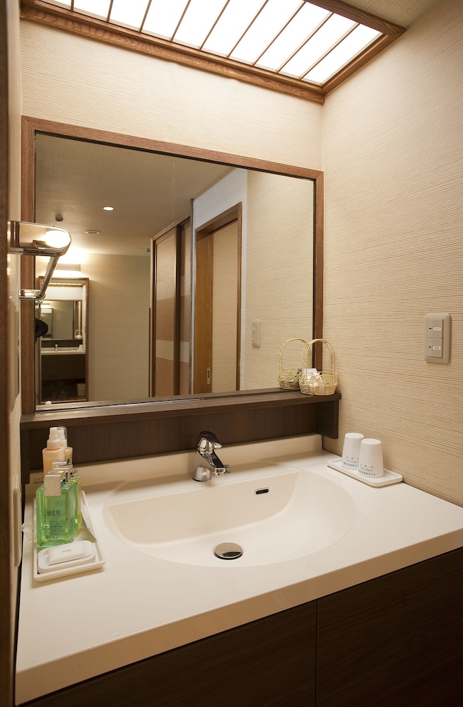 Kinugawa Onsen Hotel 49/50