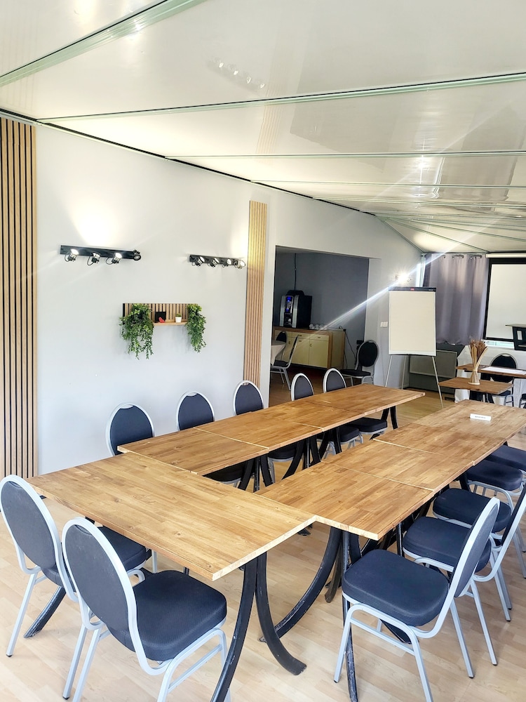Fasthotel Limoges 21/32