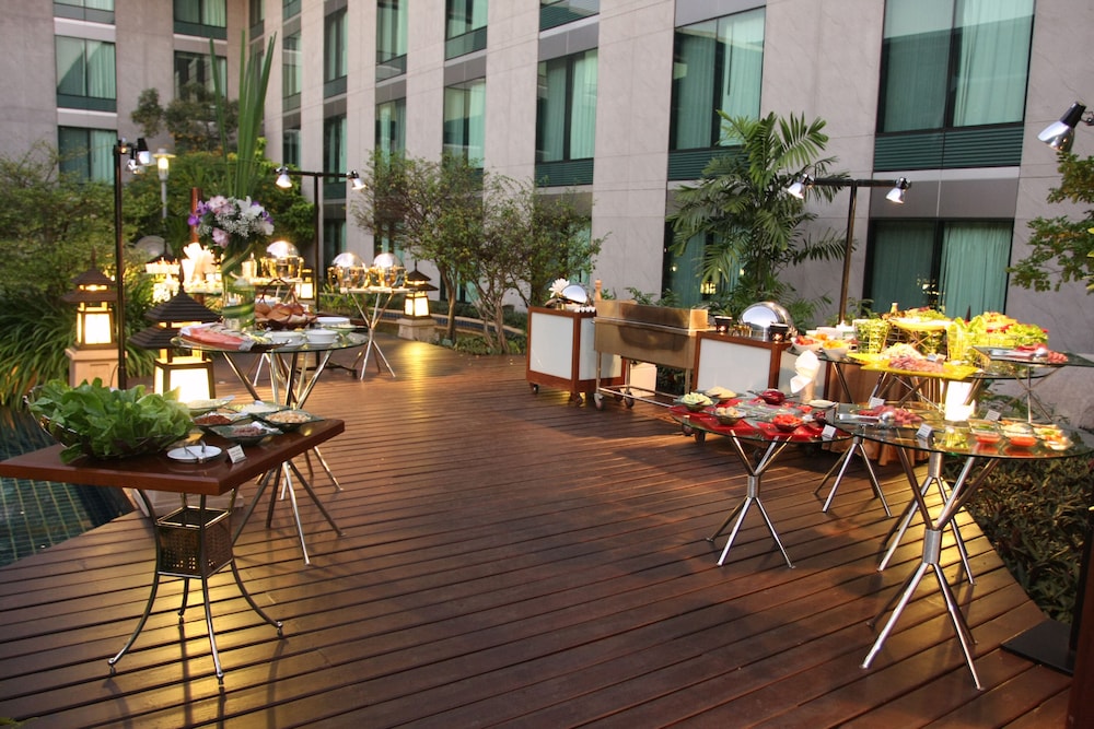 Hyatt Regency Bangkok Suvarnabhumi Airport 59/63