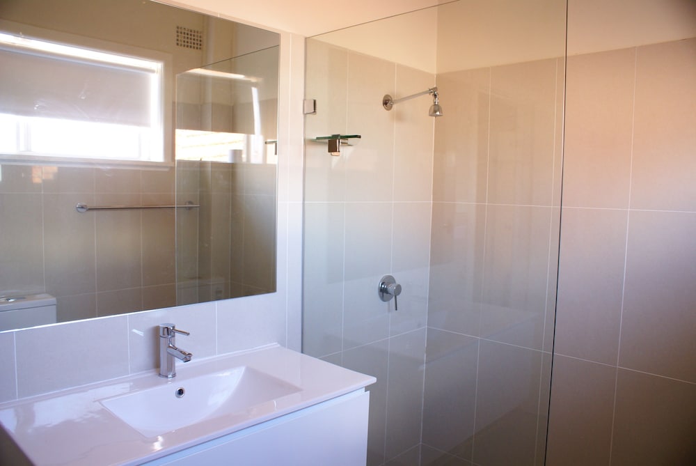 Country Lodge Motor Inn 37/50