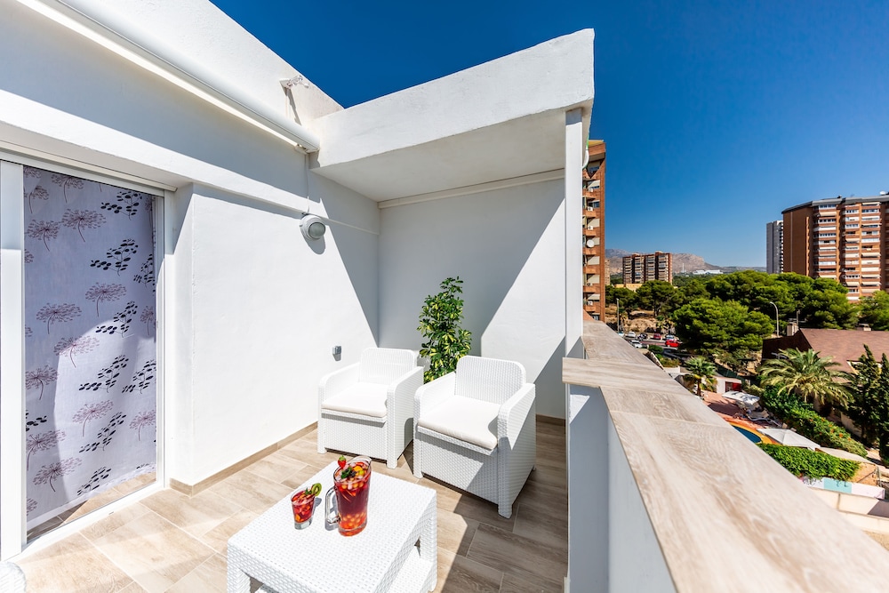 Sonrisa Apartments 24/50