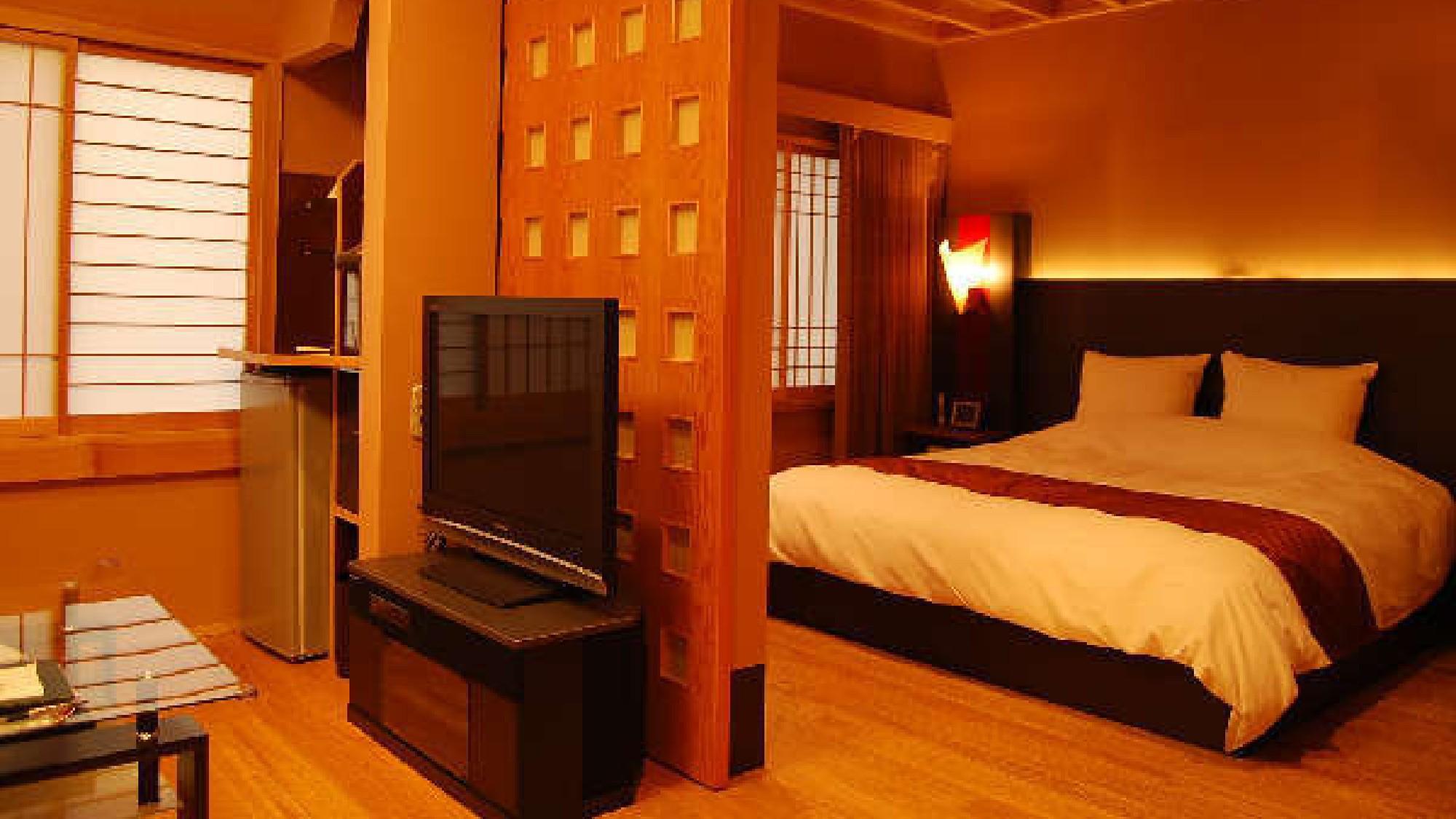 Semi Western, Style, Suite, Outdoor Bath, Main Building