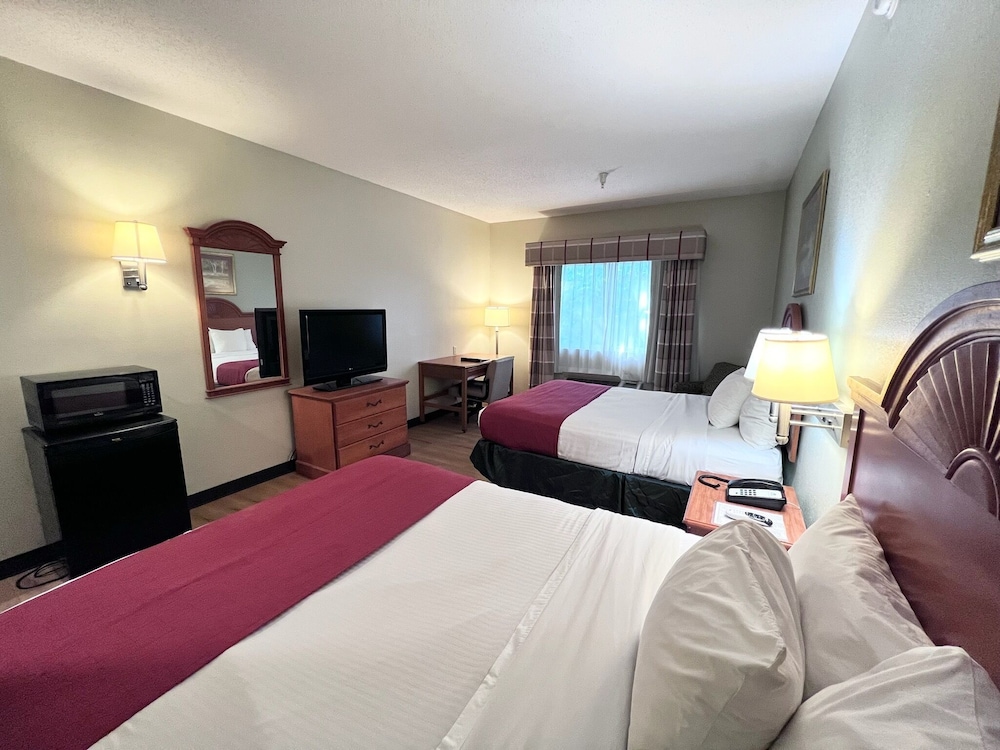 Americas Best Value Inn Wiggins 16/42