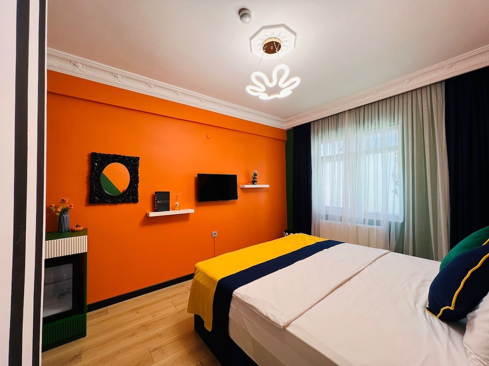 Apex Hotel 24/64