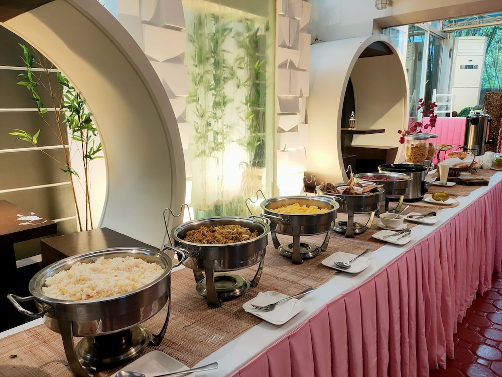 Emerald Boutique Hotel 30/55