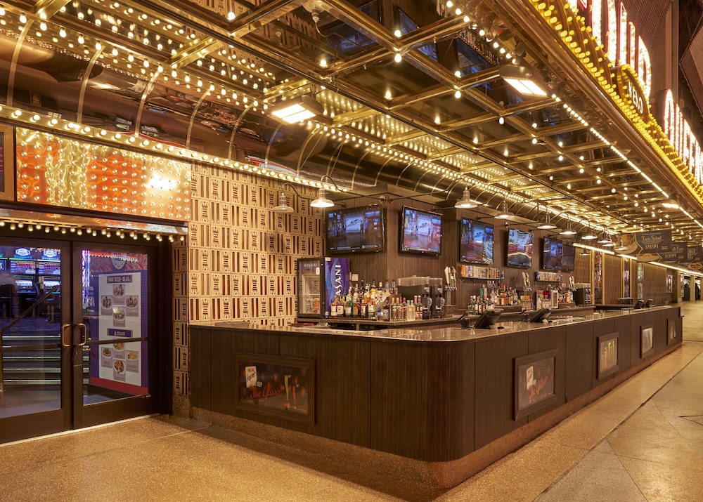 Four Queens Hotel & Casino 9/63