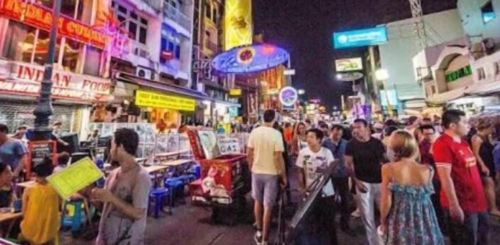 De Sky Sukhumvit-Ekkamai 43/46
