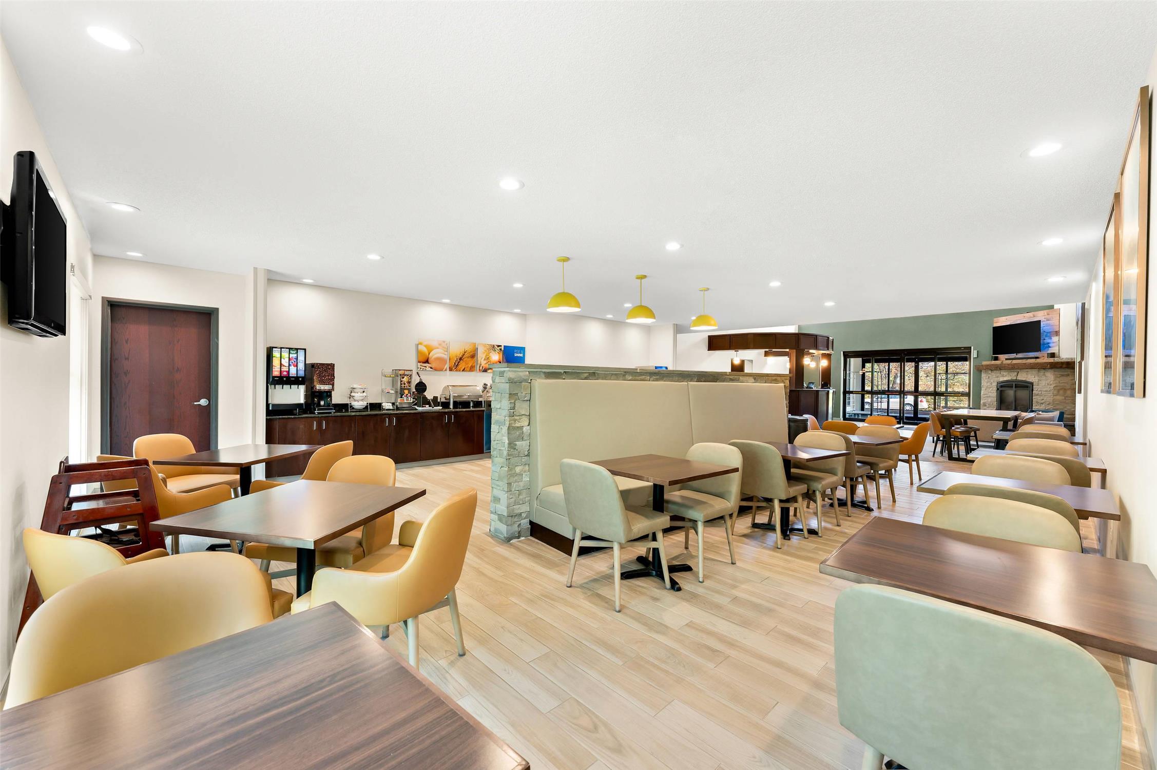 Comfort Inn & Suites Tunkhannock 19/25