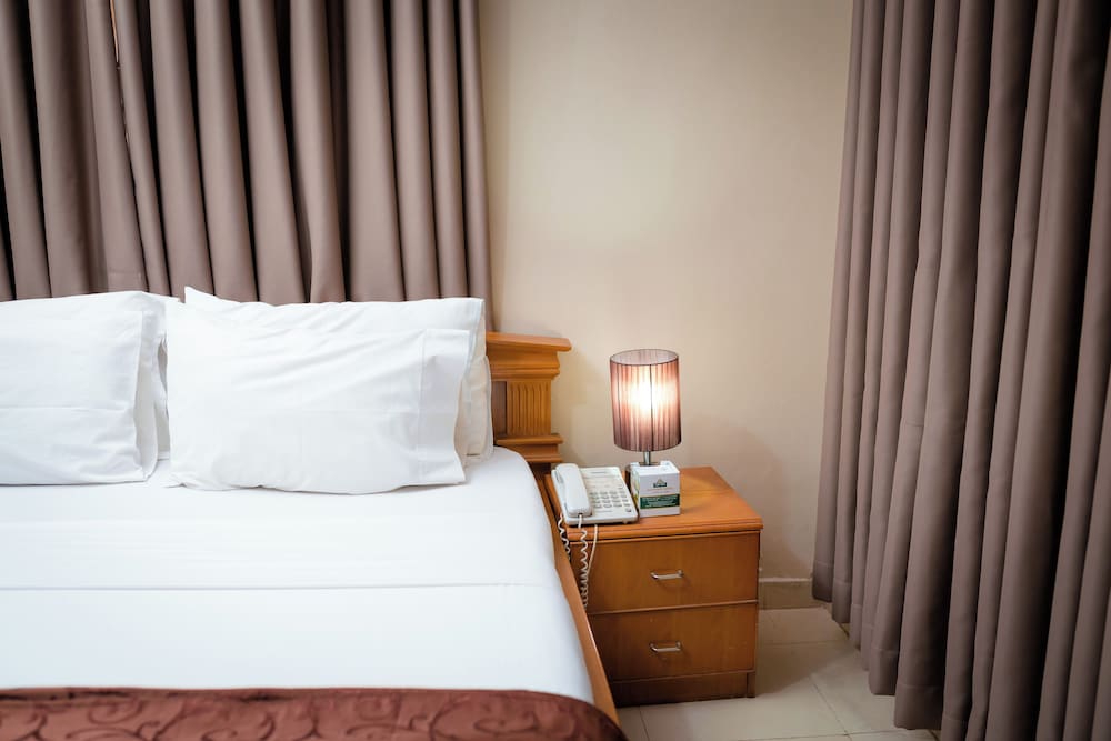 Eastgate Hotel 37/72