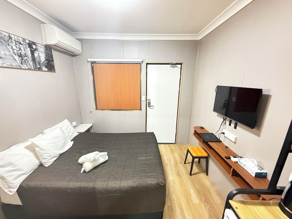 غرفة اقتصادية بسرير مزدوج، Alpine Heritage Motel 2/9