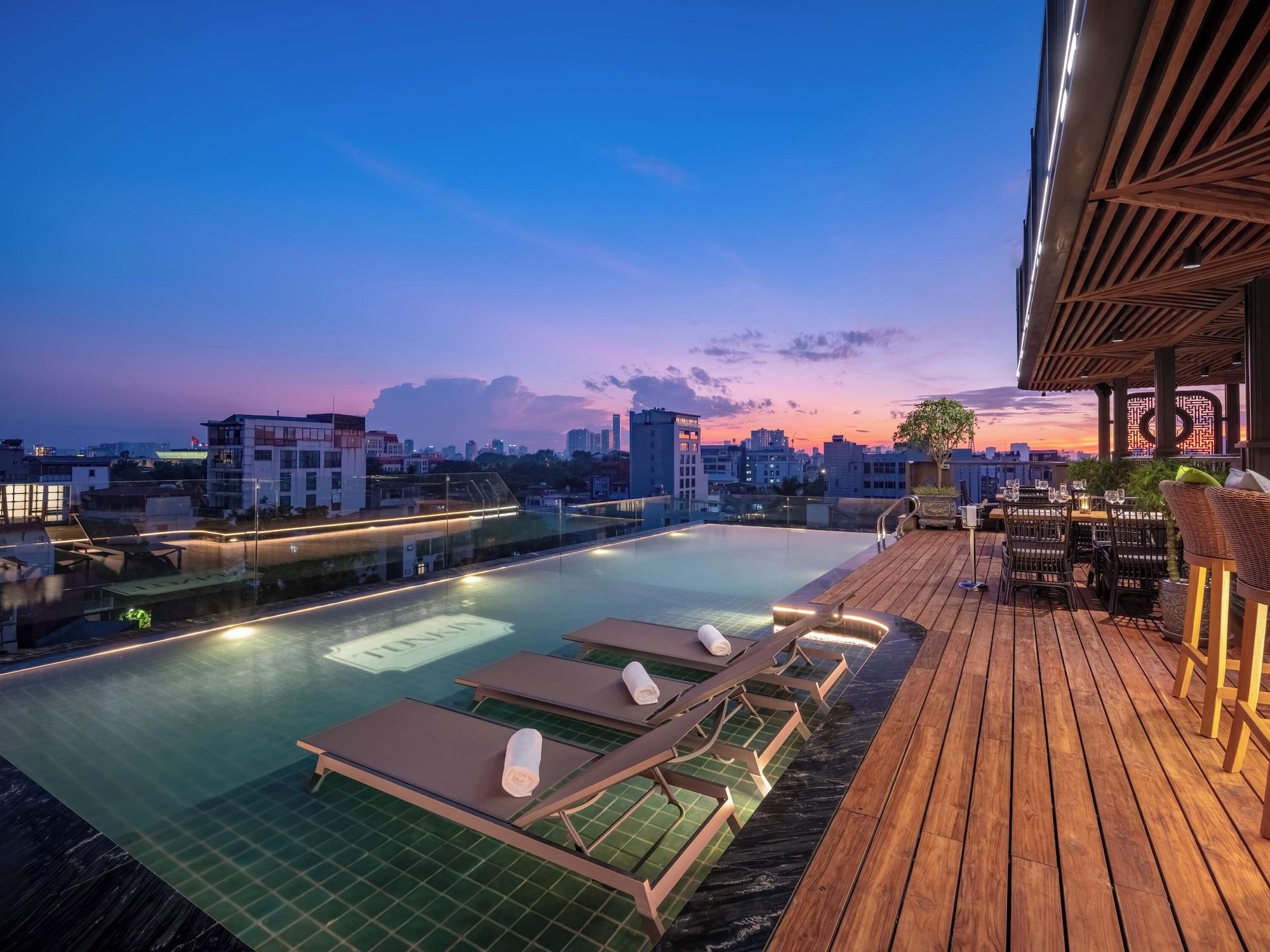 Tonkin Luxury Boutique Hotel & Spa 85/90