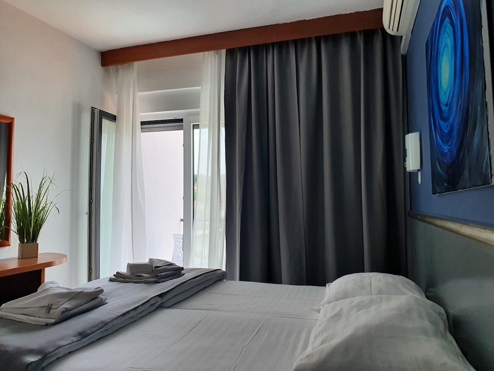 Hotel Lumbarda 17/63