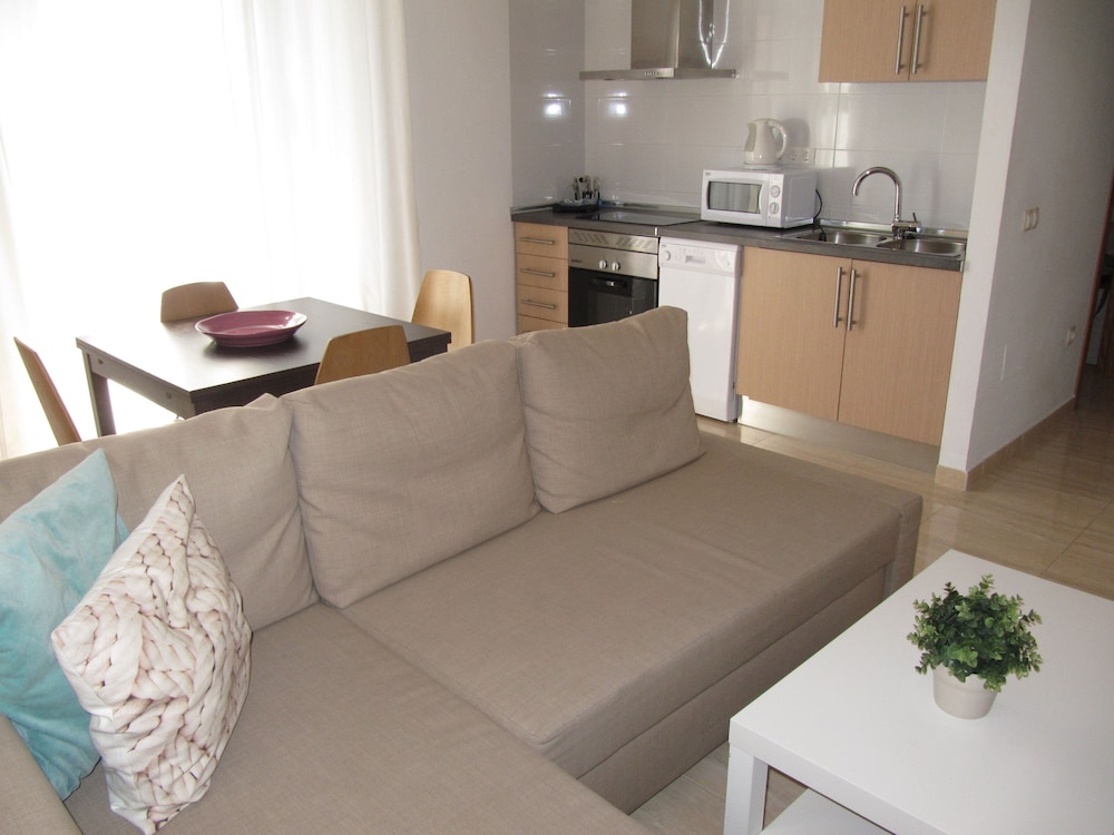 Life Apartments Alameda Colon 48/58