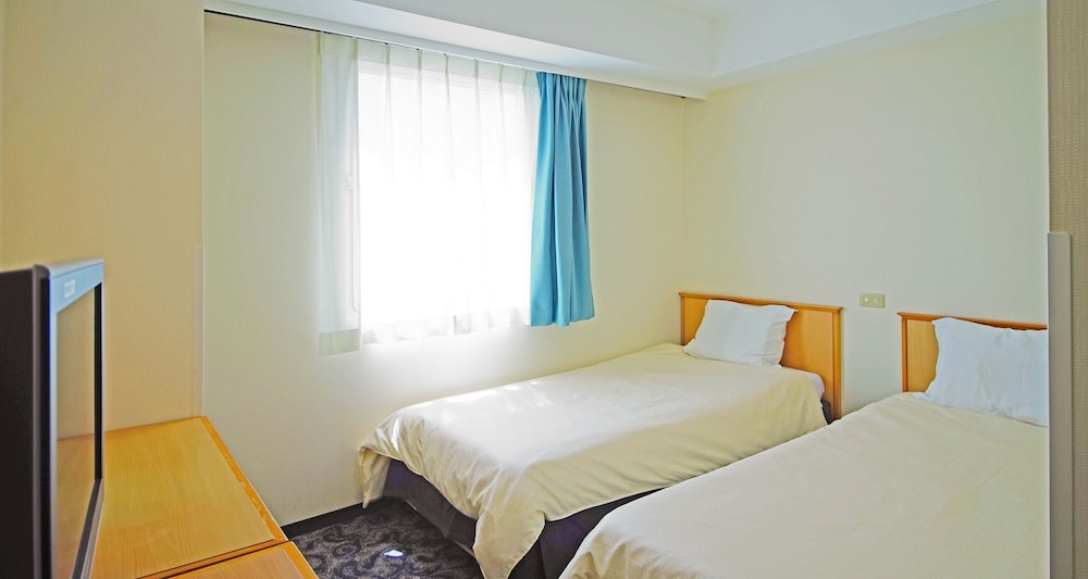 ECONOMY, TWIN BEDS