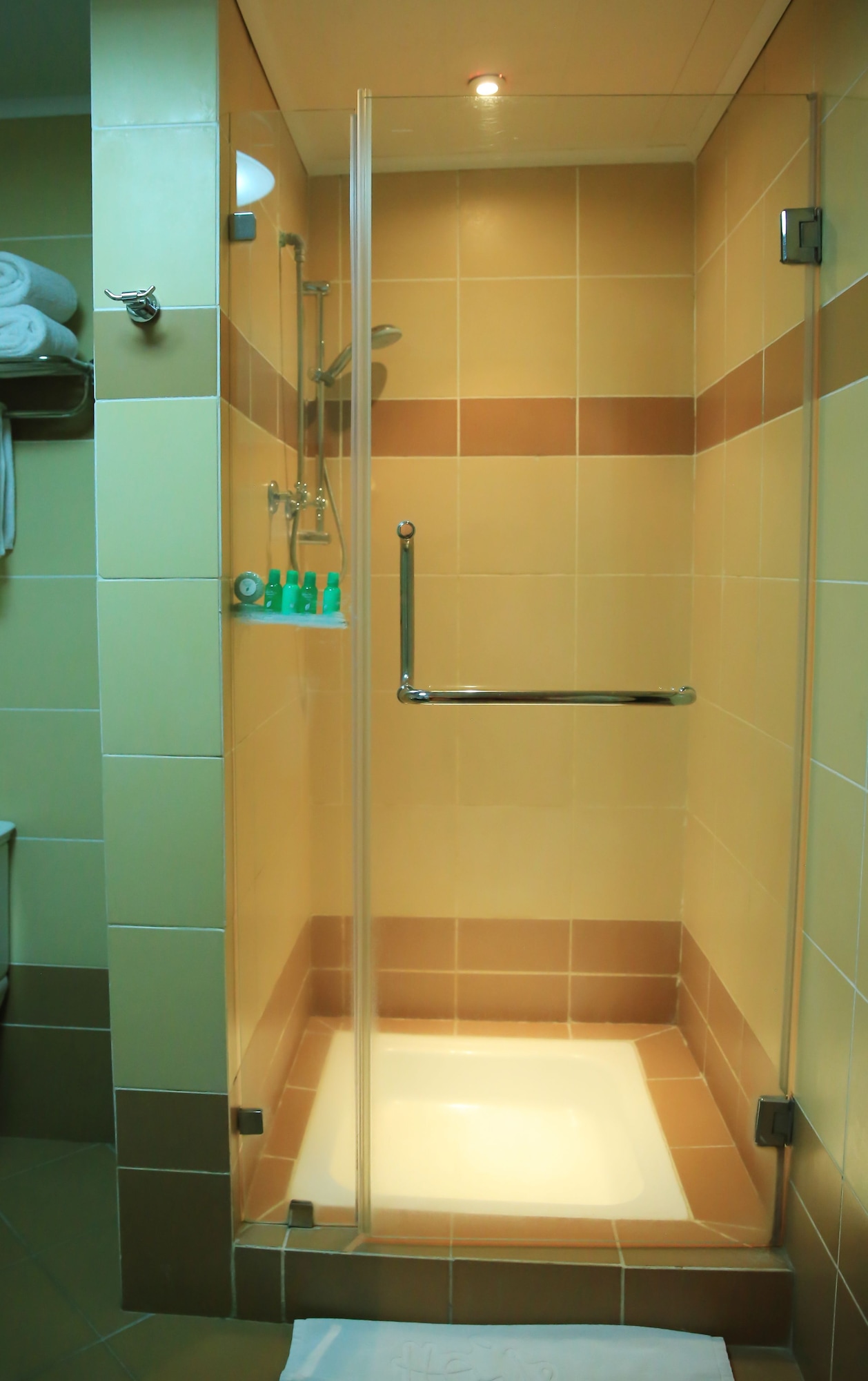 جناح بسرير كينج بإطلالة على البحيرة بغرفة نوم واحدة، Haile Resort Hawassa 6/6