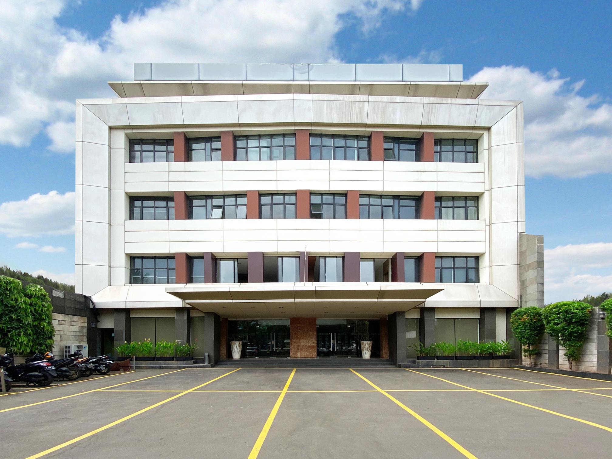 Hotel Pasar Baru 25/26