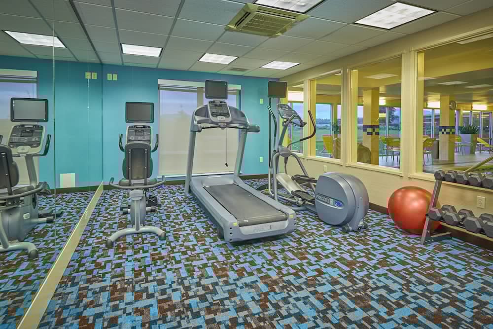 Fairfield Inn Suites By Marriott Burlington 17/32