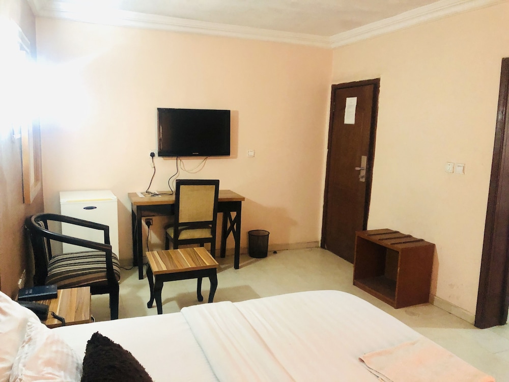 Silver Grandeur Hotel 14/31
