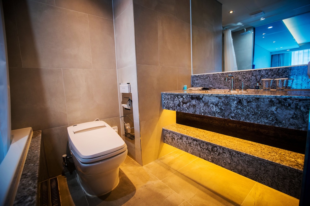 Gloucester Hotel Jeju 32/57