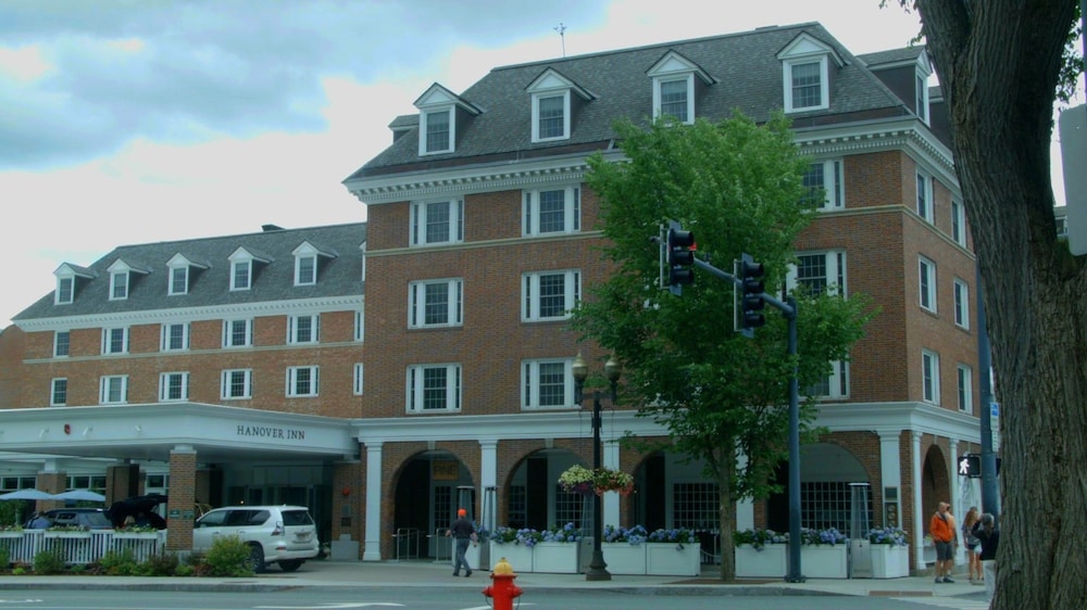 Hanover Inn Dartmouth 58/63