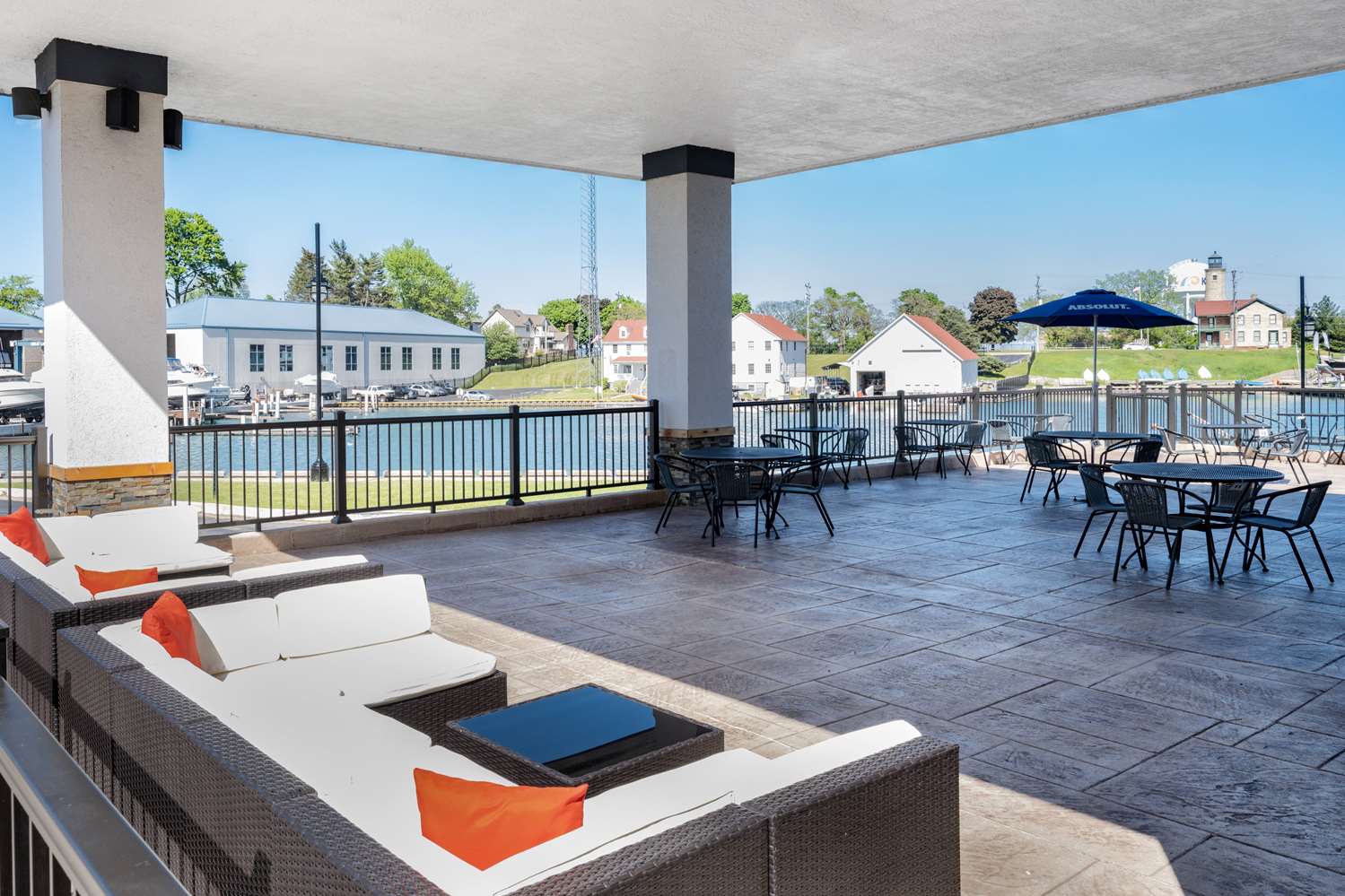 Wyndham Garden Kenosha Harborside 12/23