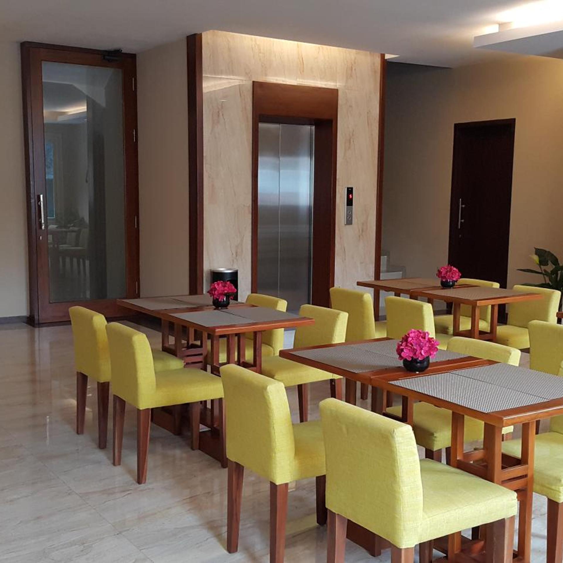 Biz Hotel Ambon 34/48