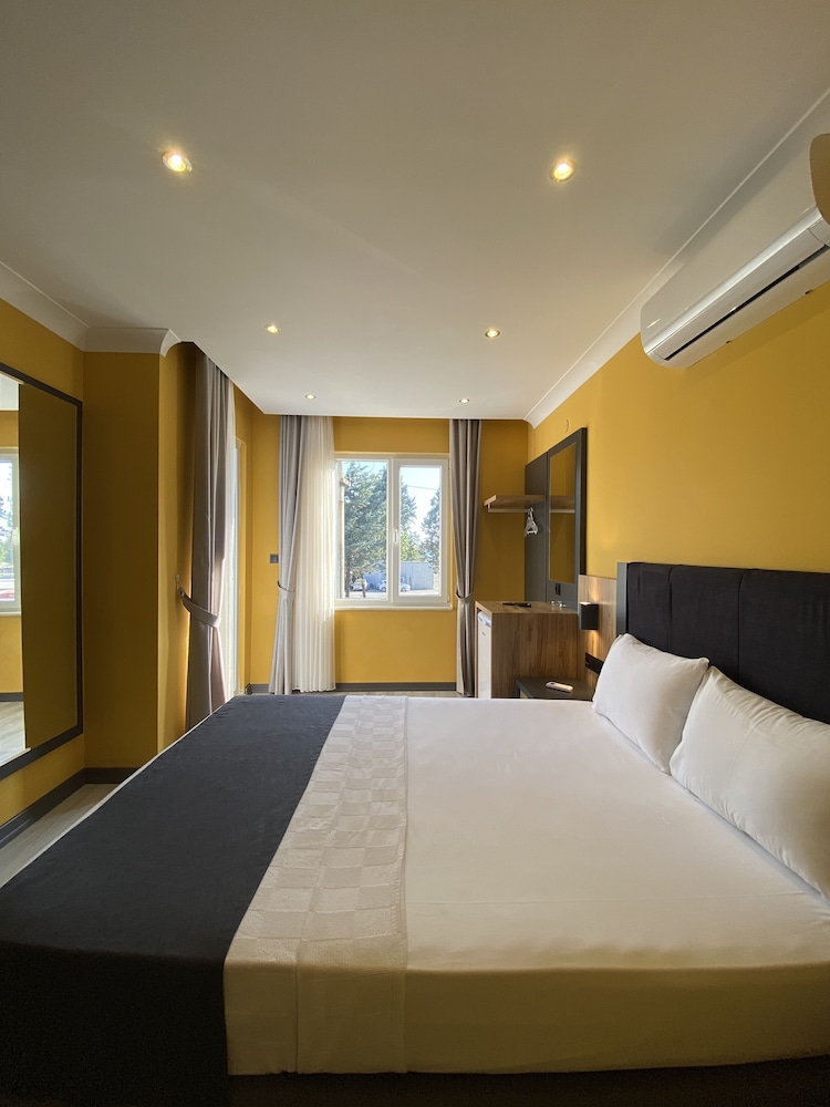 Roy Otel Akcay 10/50