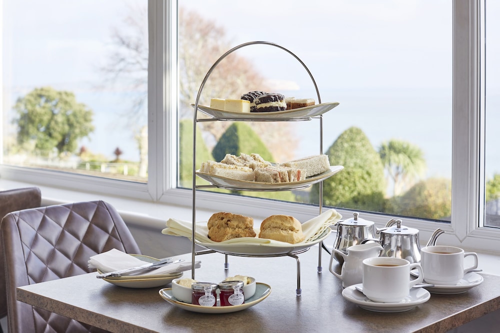 Luccombe Hall Hotel 62/75