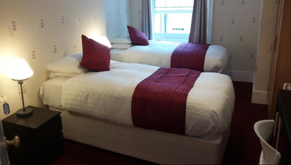 The Garth Hotel B Amp B 11/27