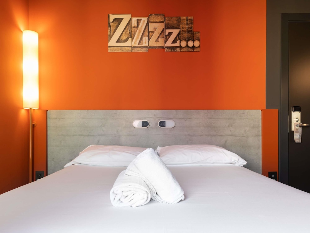 STANDARD, DOUBLE BED, PATIO