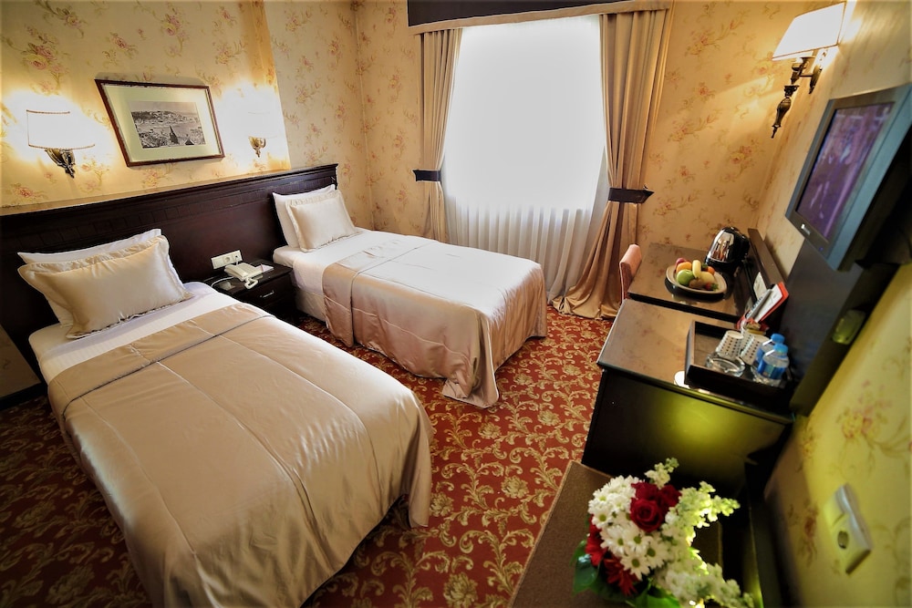 Pera Rose Hotel 17/78