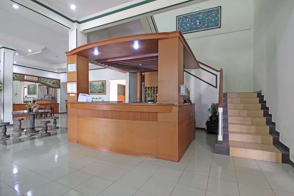 Reddoorz Near Xt Square Yogyakarta 6/36
