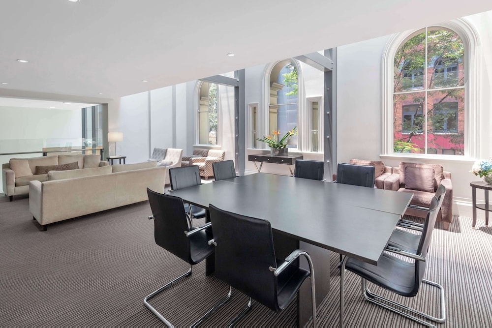Oaks Brisbane on Charlotte Suites 34/43