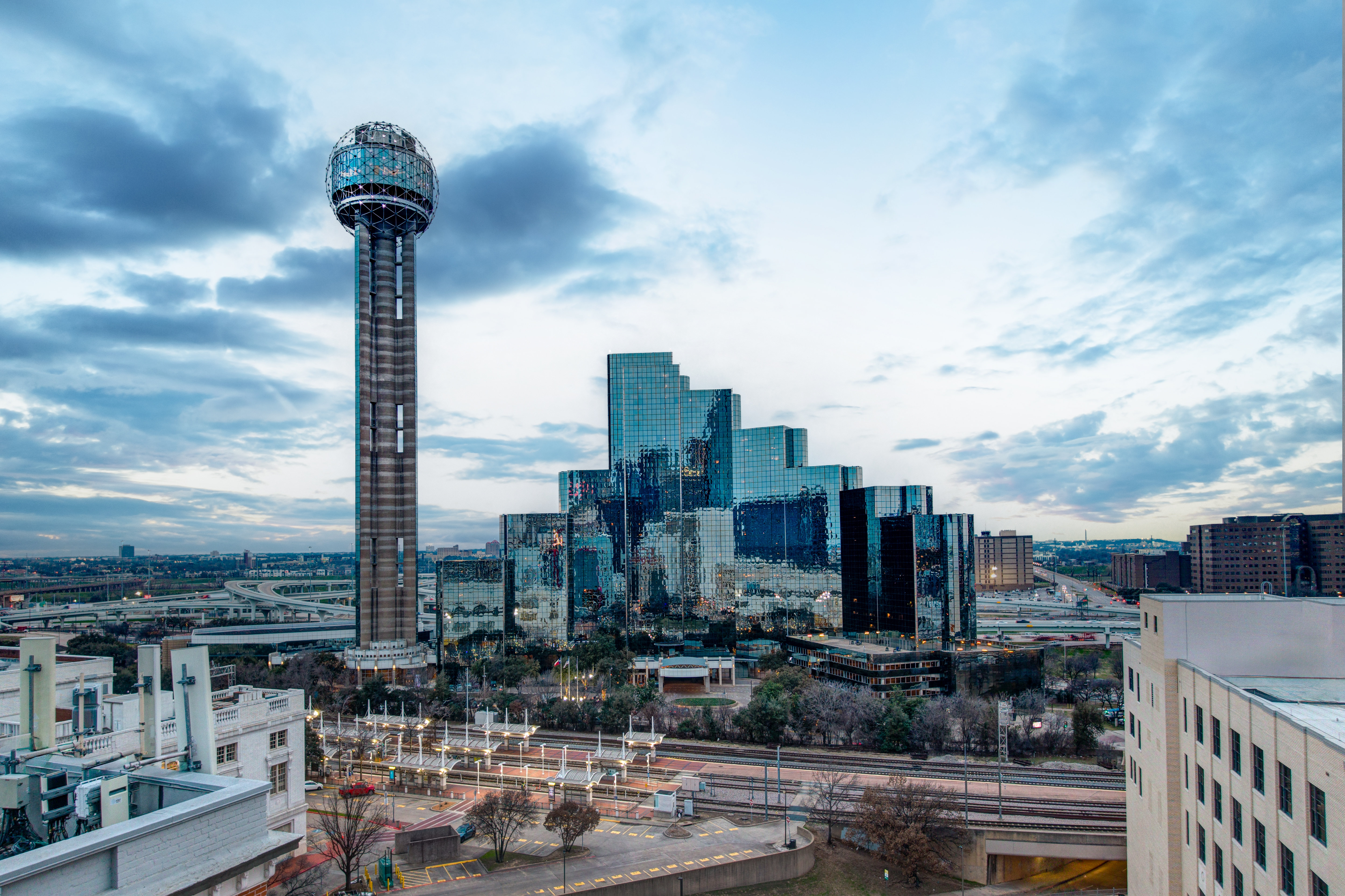 Holiday Inn Express - Dallas Downtown, an IHG Hotel 71/73