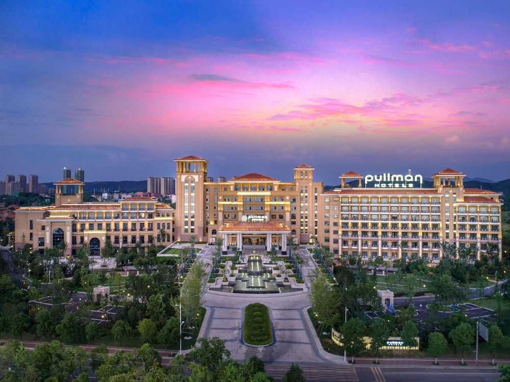 Pullman Yueyang 64/67