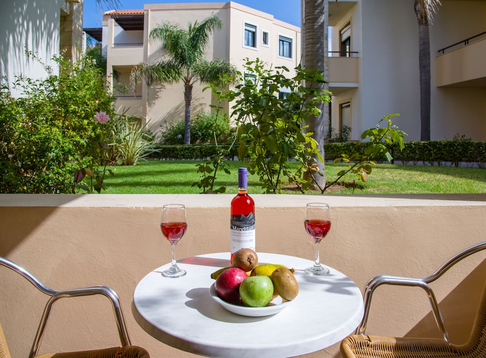 Creta Palm 58/68