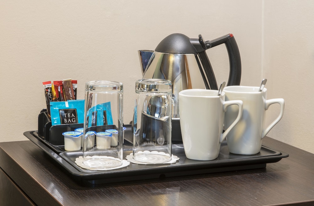 Mercure London Heathrow 32/68