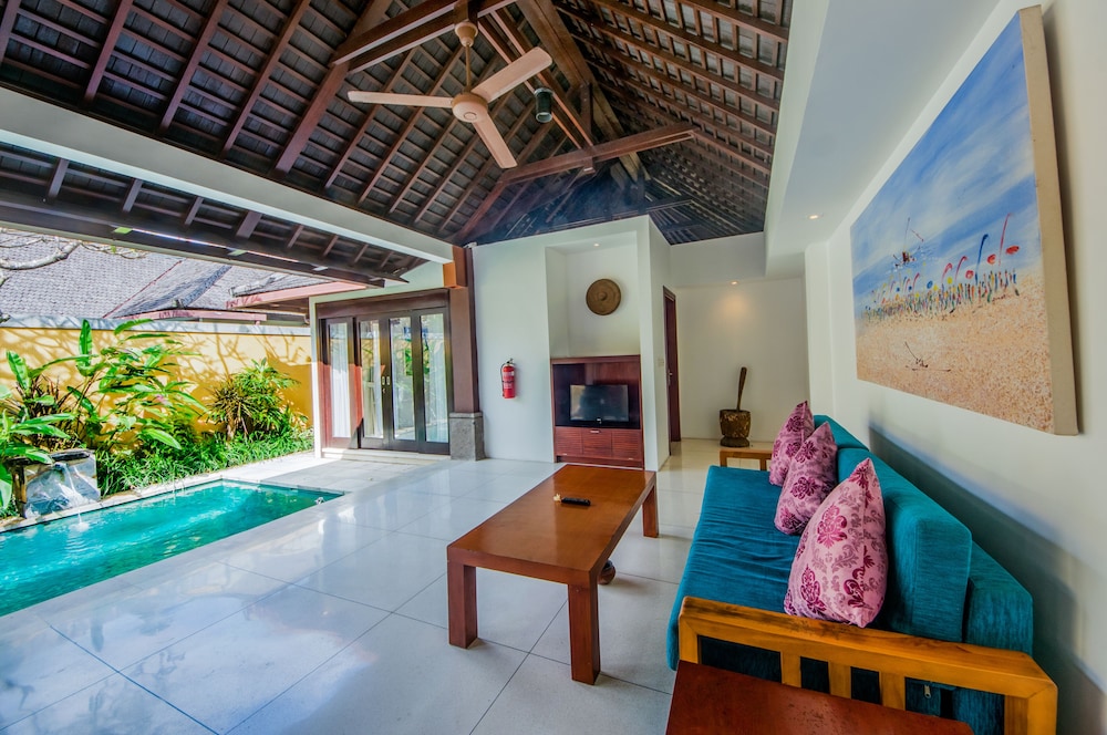 Nomad Hub Canggu Bali 15/22