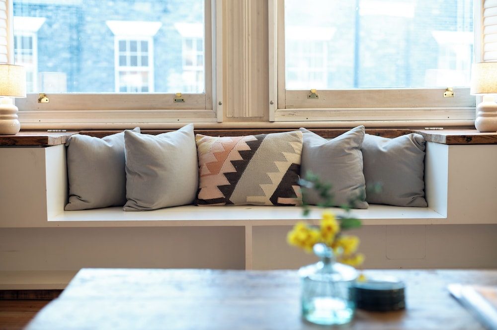 VESTO Three Bedroom Apartment in Clapham 20/26