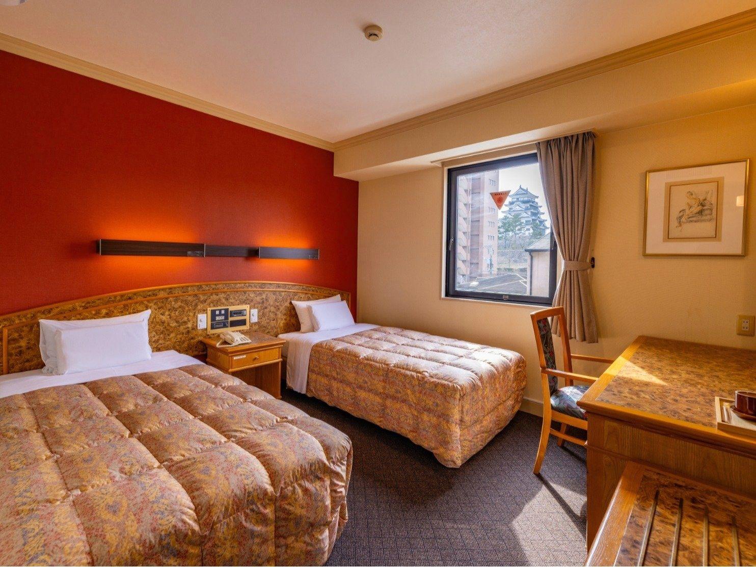 Fukuyama Rose Garden Hotel 12/82