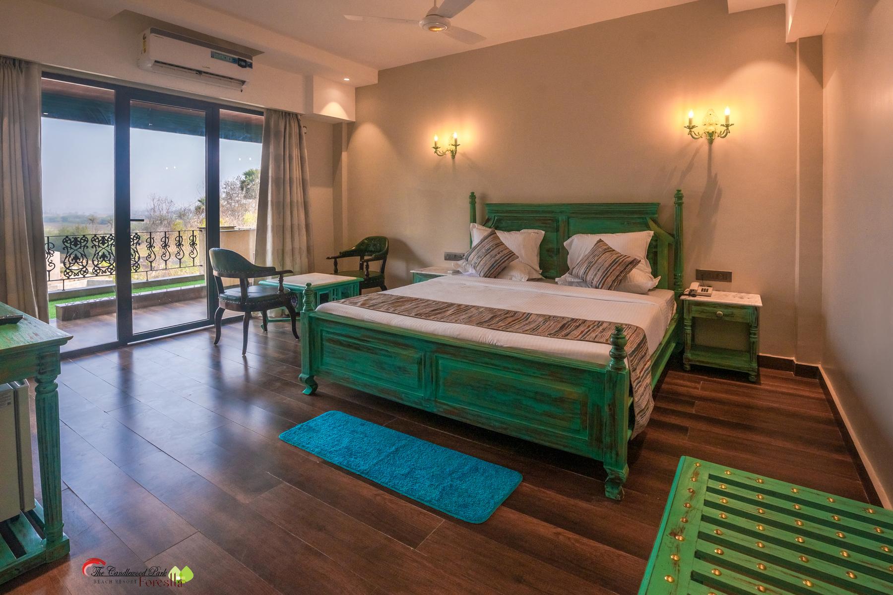 Aqua Marine, Double or Twin Bed, Garden and Pool View
